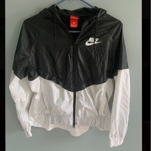 Nike windbreaker